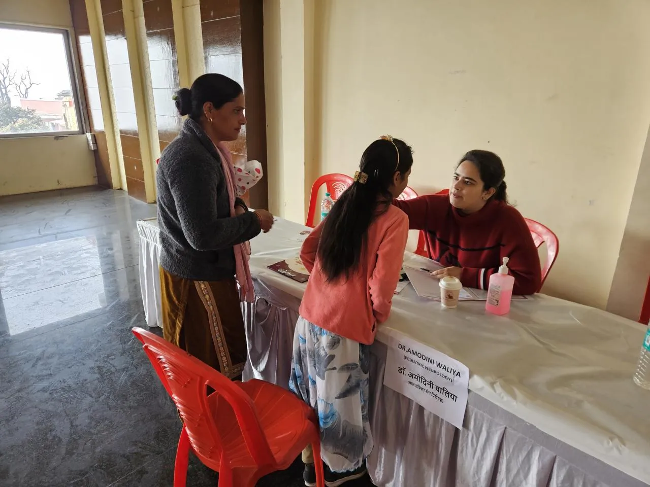 Dr Amodini Walia consultant